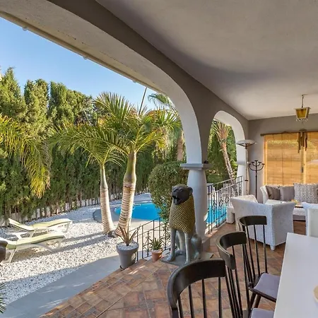 Σπίτι διακοπών For Rent In Μαρμπέλλα
