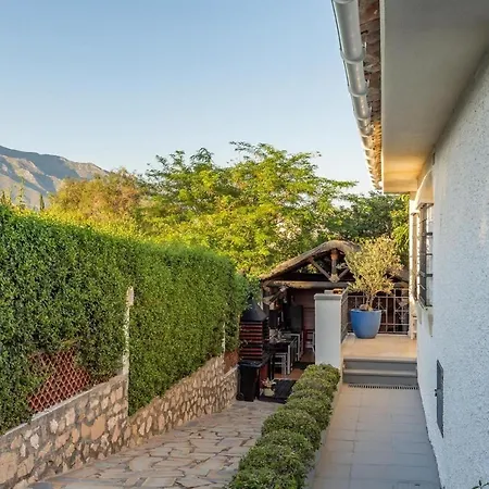 For Rent In Nyaraló Marbella