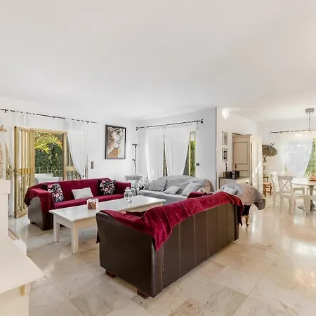 For Rent In Marbella