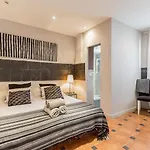 Будинок відпочинку For Rent In *