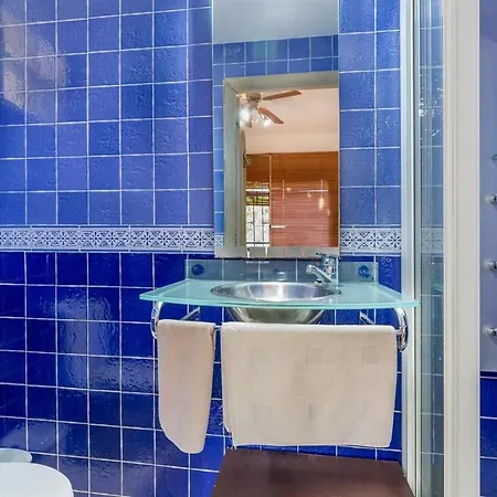 度假居 For Rent In